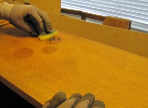 Pinnan pesu Etasolilla.