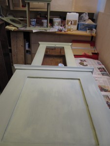 Lattiakello maalattuna.