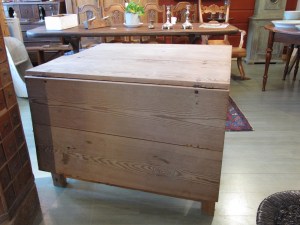 Klaffipöydän kannen halkeama