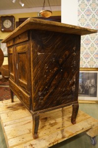 Osa ootrauksesta on irronnut.