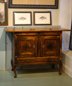 Patakaappi valmiina antiikkiliike Wanhassa Wiljamissa.