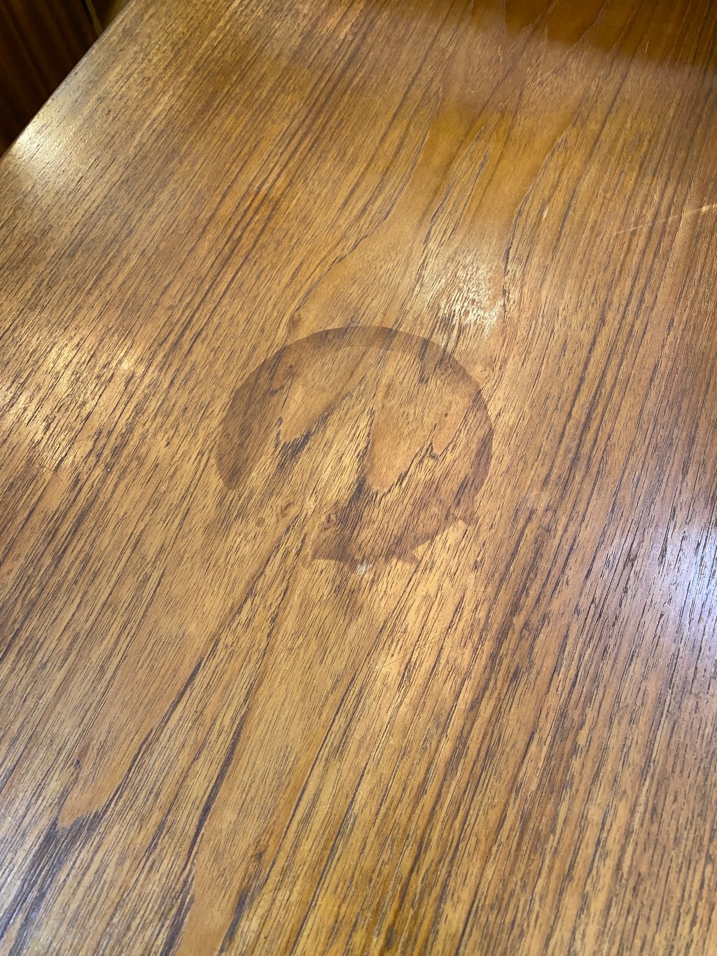 1960-luvun tiikkisohvapöydän entisöinti